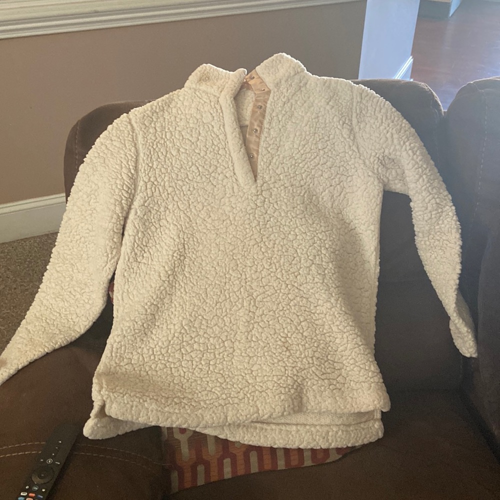 Faux fur polyester